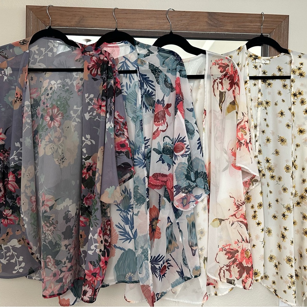 Lot of 4: Floral Print Sheer Kimono Cardigans
